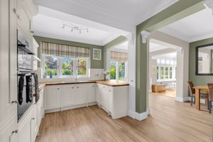 Photo 26- click for photo gallery